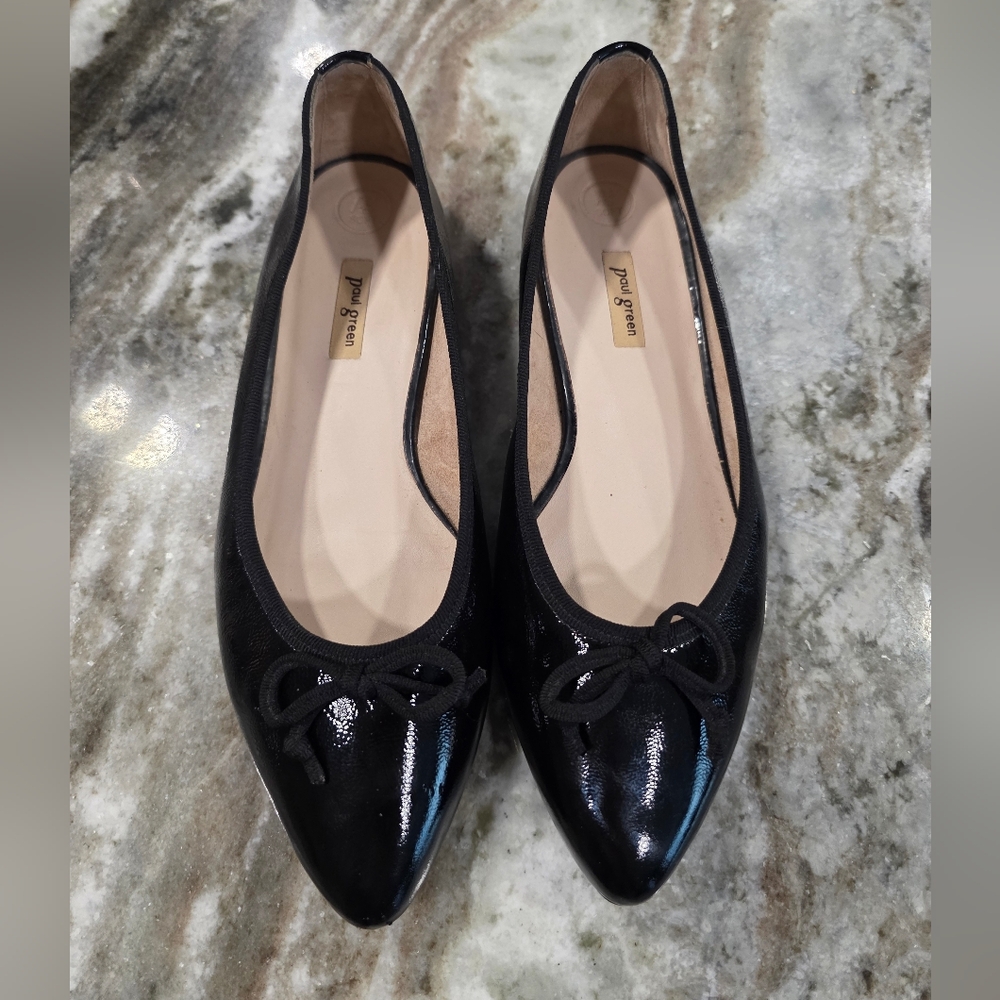 Paul Green Black Patent Leather Ballet Flats Bow Pointed Toe Women’s Size 8 - Picture 15 of 15